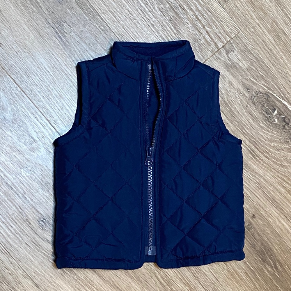 Navy infant puffer vest